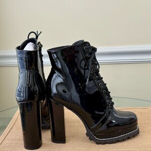 *NEW* LILIANA Patent Lace-up Platform Boot  | Women's Size 9 | Black